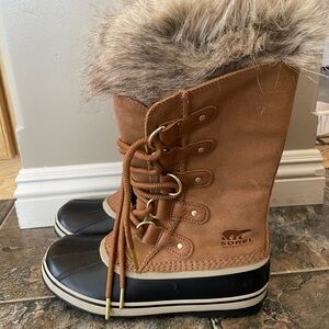 Sorel Joan of Arctic Brown Winter Boots size 7